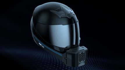 Kühler Kopf unter dem Helm