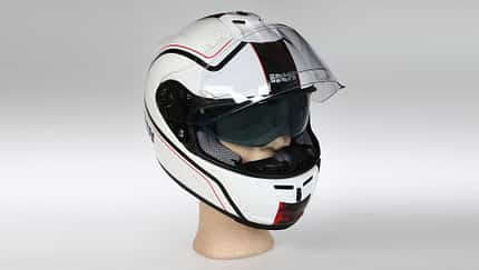 Vergleichstest Integralhelme (MOTORRAD 9/2017)