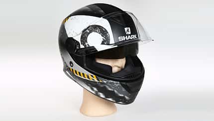 Vergleichstest Integralhelme (MOTORRAD 9/2017)