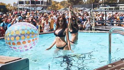 Rennbericht und Grid Girls