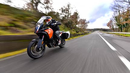 1290 Super Adventure S und 1090 Adventure