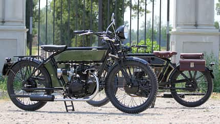 Motorrad im 20er-Jahre Look