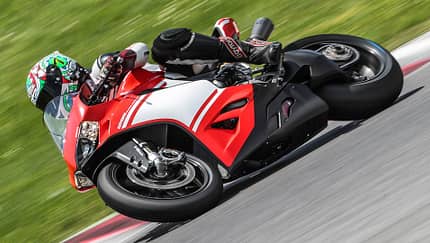 Zulassungsfähiges Karbon-Motorrad