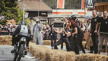Motorradtreffen am Großvenediger