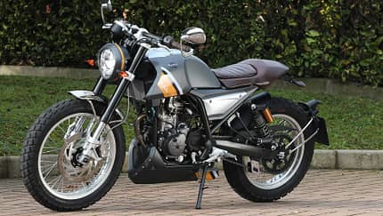 Schicker 125er Scrambler