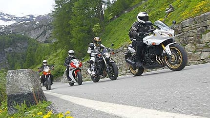 BMW G 650 GS, Honda CBR 600 F, Suzuki GSR 750, Yamaha Fazer8