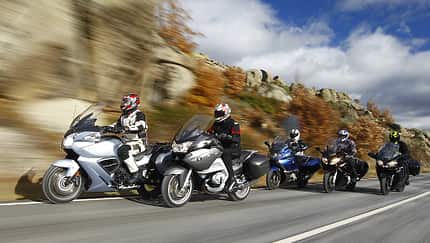 BMW, Kawasaki, Triumph und Yamaha Tourer im Vergleichstest