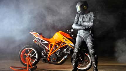 Geheime Mission: KTM 1290 R Superduke