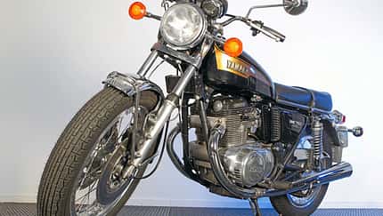 Eine Modell-Chronik der Yamaha TX 750