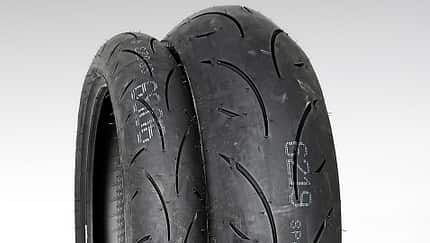 Vergleichstest Sportreifen (MOTORRAD 11/2017)