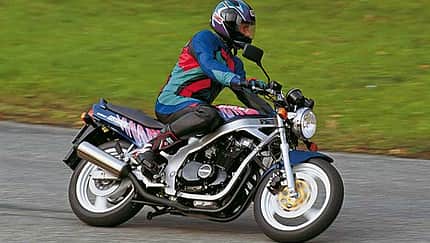 Abschluss-Zeugnis Suzuki GS 500 E