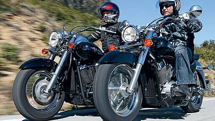 Honda Shadow 750 gegen Kawasaki VN 900