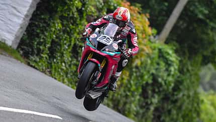 James Cowton stirbt bei Southern100 