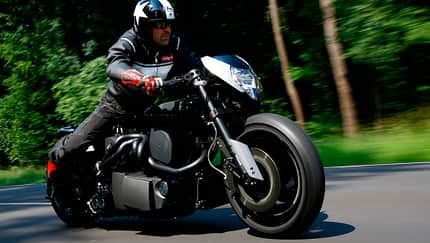 Wahnsinn auf zwei Rädern mit zwei Harley-Twins