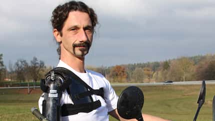 Mit Prothese Motorradfahren