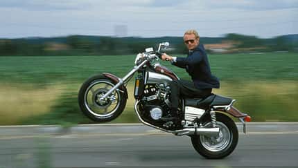 Portait des verstorbenen Yamaha-Chefs