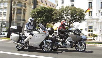 BMW K 1200 GT versus R 1200 RT