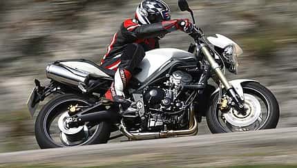 Speed Triple mit 675 Kubik