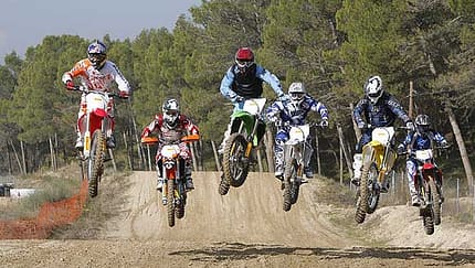 450er-Crosser im Sixpack