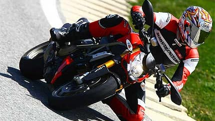 Gestrippter V2-Supersportler 