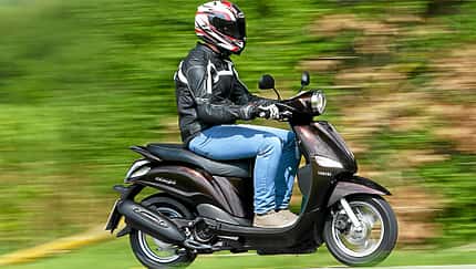 98 Kilogramm, 114 ccm und 7,3 PS