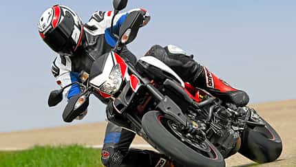 Wird die Ducati Hypermotard SP ihrem Preis gerecht?