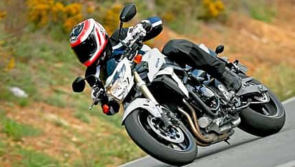 Die nackte Hoffnungsträgerin GSR 750