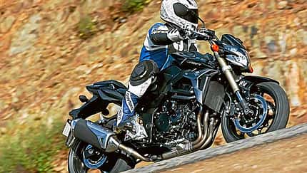 Neues Mittelklasse-Naked-Bike von Suzuki