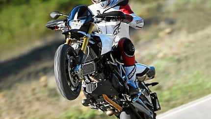 Der erste Fahrbericht der Aprilia Dorsoduro 1200 ABS