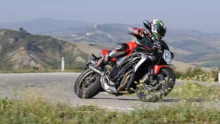 MV Agusta Brutale 990 R, 1090 RR