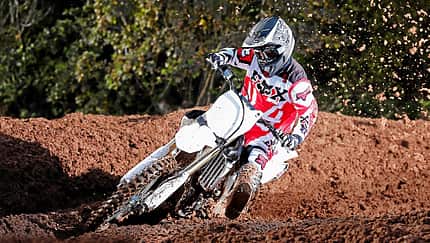 MOTORRAD und Didi Lacher testen Motocrosser