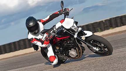 Husqvarna Nuda 900 nun auch in sportlicher R-Version