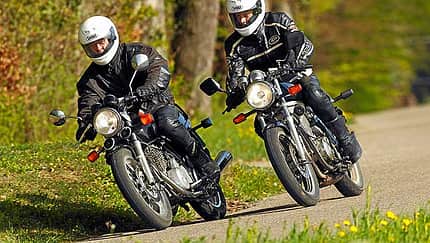 Einzylinder im Vergleich: Honda XBR 500 und Yamaha SRX 6