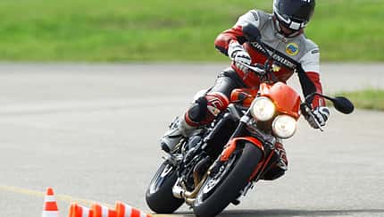 Der Handlingtest mit der Triumph Street Triple R