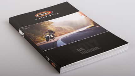 378 Seiten Motorradbekleidung
