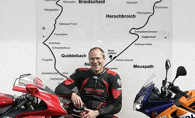 Ein Ring - zwei Welten