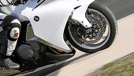 Motorrad-Antiblockiersysteme im Vergleichstest