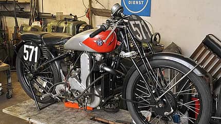 Die Horex Rennmaschine von 1935 wird restauriert