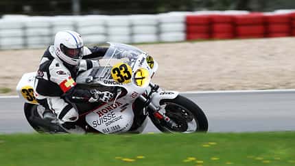 Gold Wing im Tiefflug