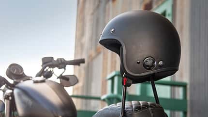 Neuer smarter Jethelm