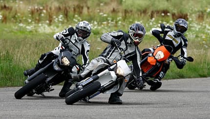 BMW G 650 Xmoto, KTM LC4 Supermoto, KTM 690 SMC R, Yamaha WR 250 X, Suzuki DR-Z 400 SM, Husqvarna 610 ie