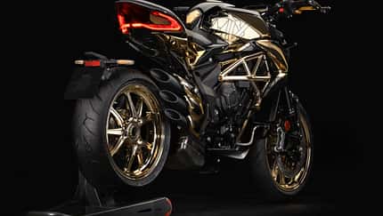 MV Agusta Dragster 800 RC "Shining Gold"