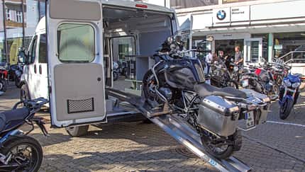 Motoloader Ladesystem für Motorräder