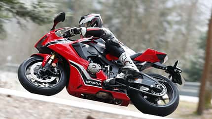 Honda CBR 1000 RR Fireblade (SC77)