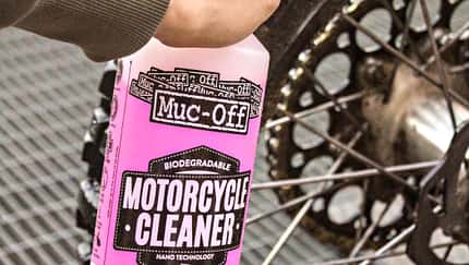 Muc-Off Nano Tech.