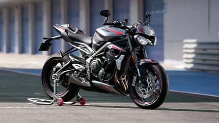 10/2019, Triumph 765 Street Triple Modelljahr 2020.