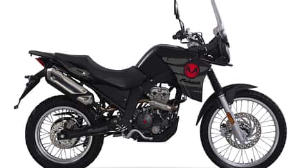 Malaguti Dune X 125 Black Edition.