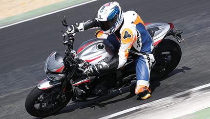 Triumph Street Triple RS Fahrbericht