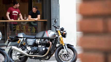Triumph Thruxton RS (2020)