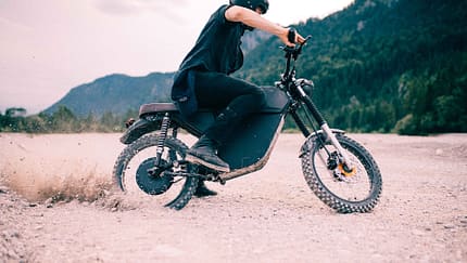 Münchner Startup stellt leichtes E-Motorrad vor